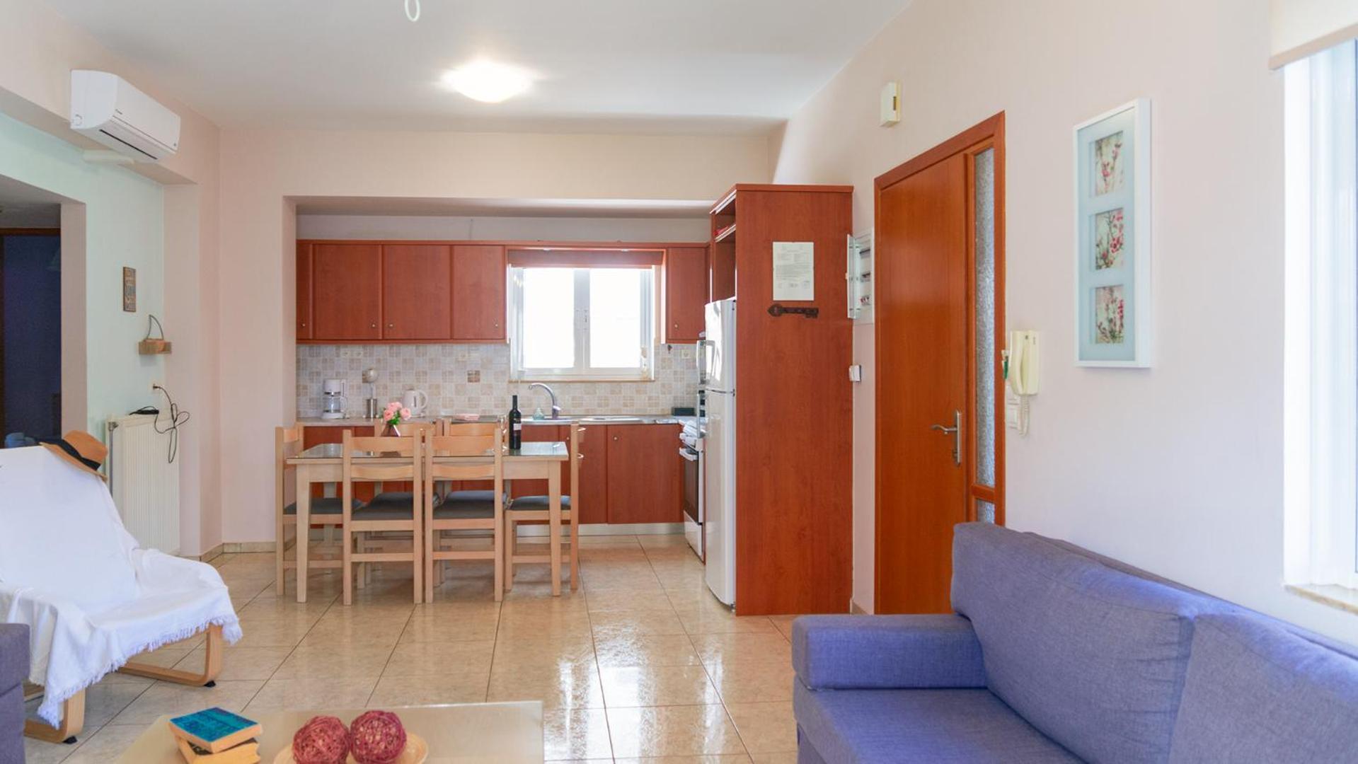 Vakakis-Me Apartments Palaiochora Ngoại thất bức ảnh